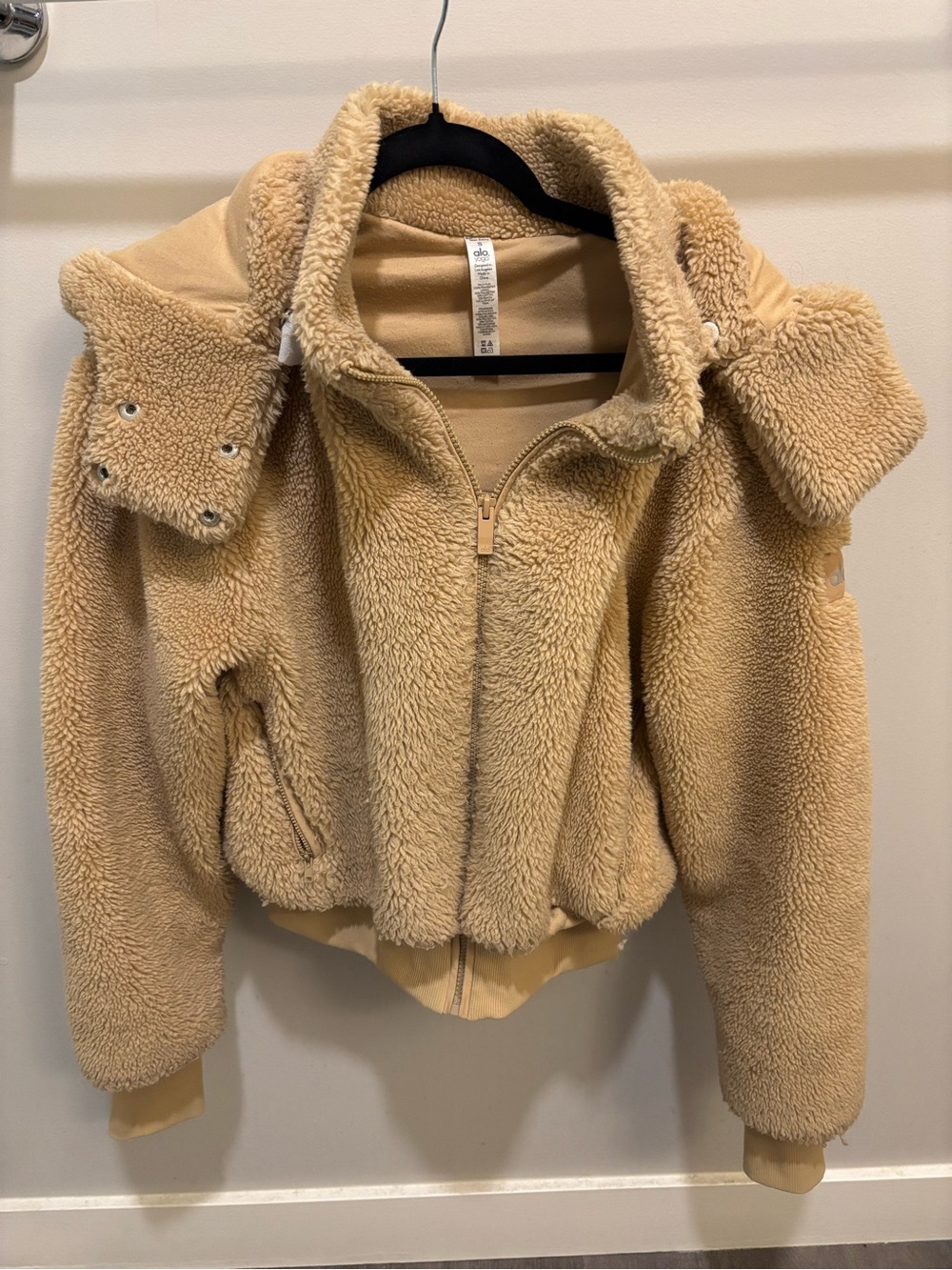 Alo Yoga Foxy Sherpa Jacket